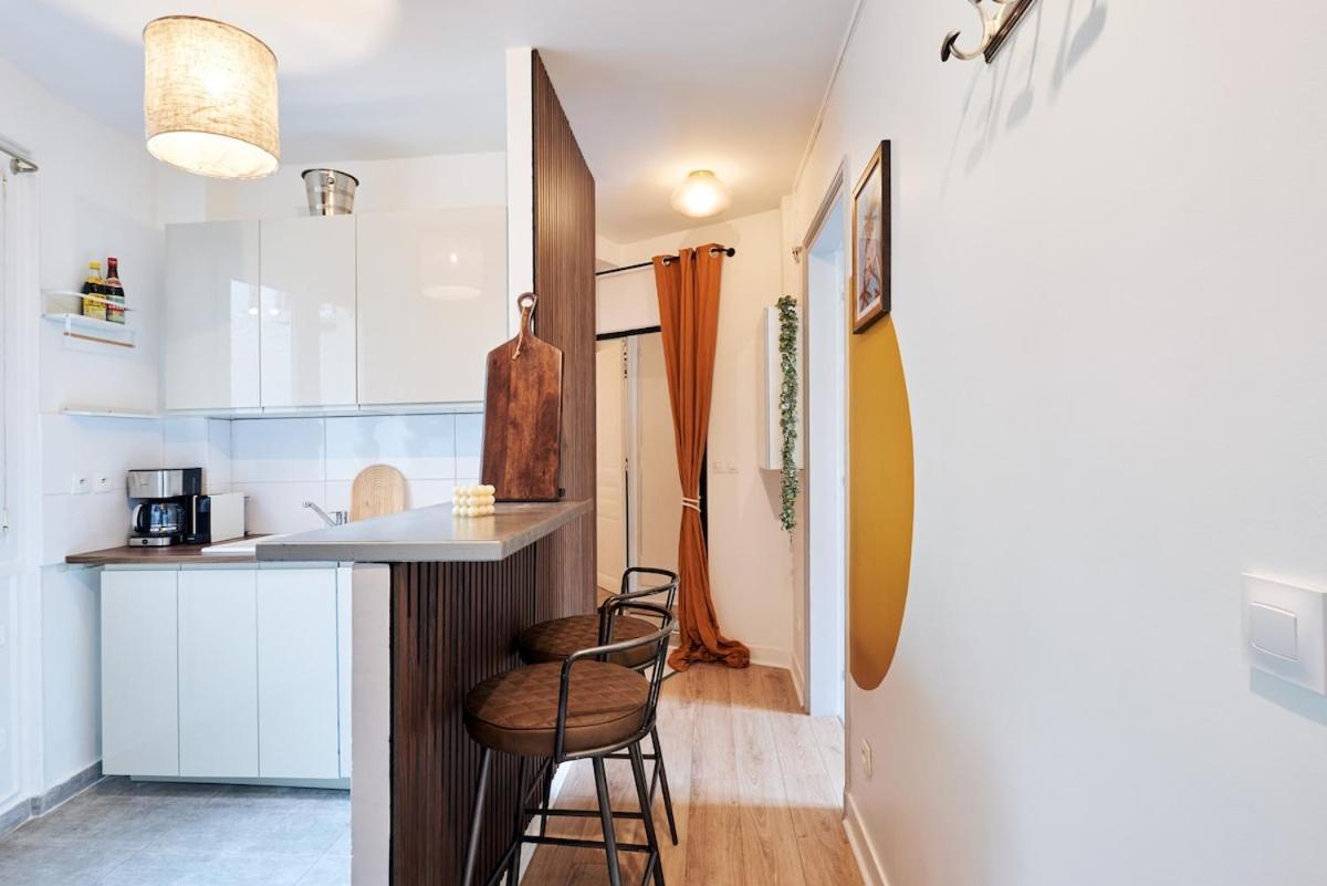 Ney - 2 Bedrooms 1 Living * Parigi